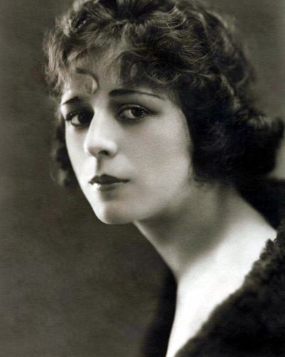 STEWART, Anita (1895-1961)