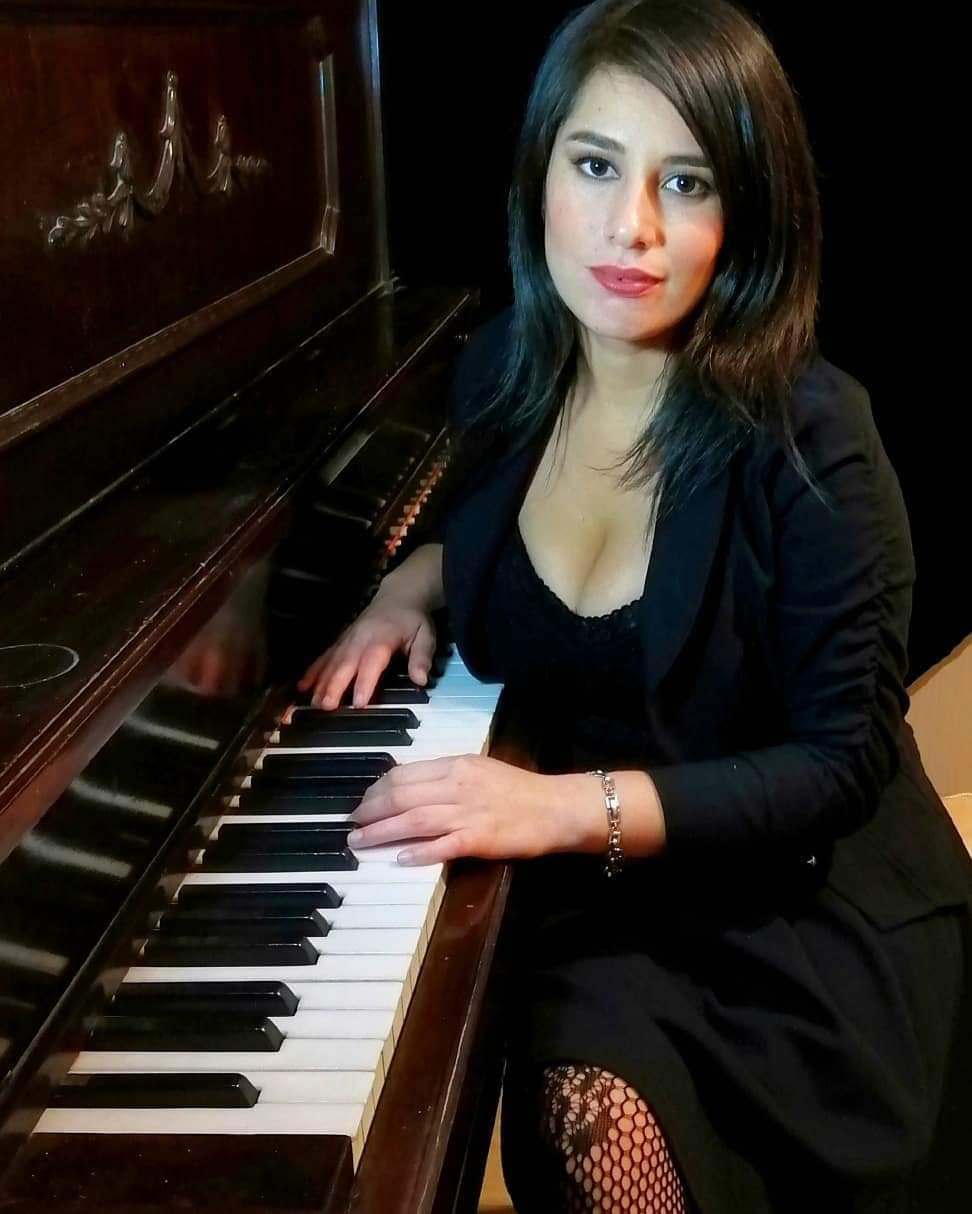 Gil Díaz, Elizabeth (B. 1986)