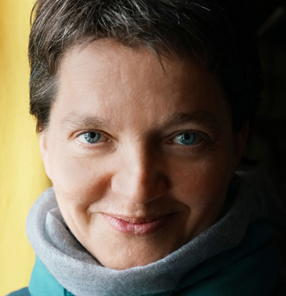 RAGL, Elisabeth (b. 1970)
