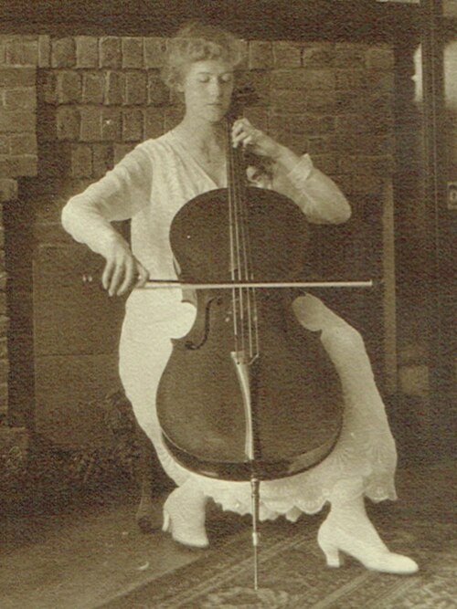 VAMOS, Grace Becker (1898 - 1992)