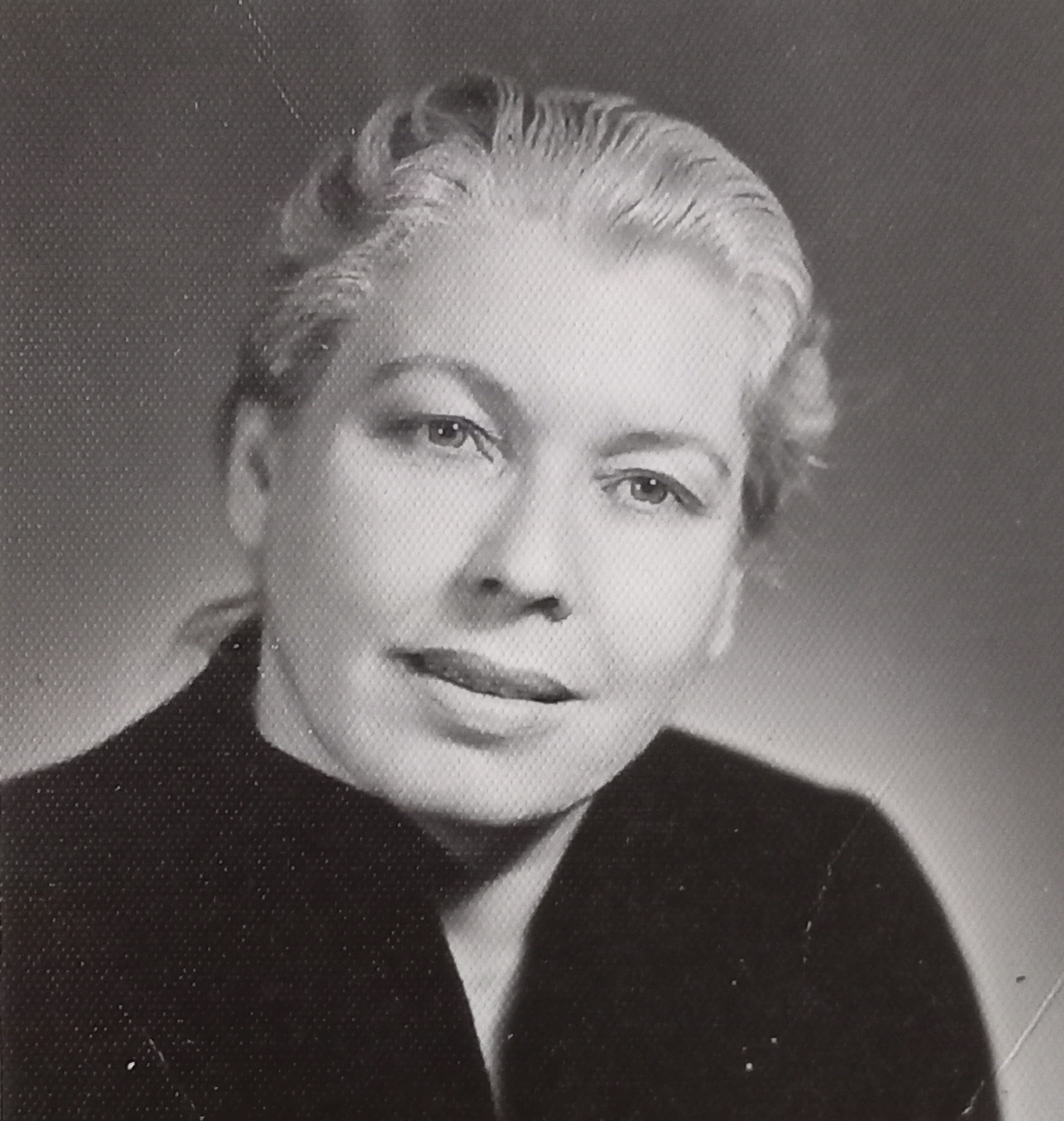 KHAPAVA, Leila (b. 1924)