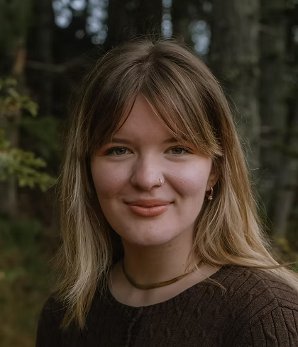 MORRILL, Isabella (b. 2003)